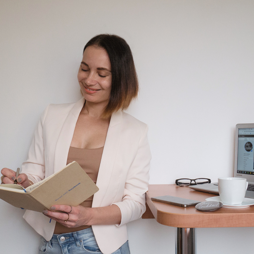 Business Casual dress code pro ženy